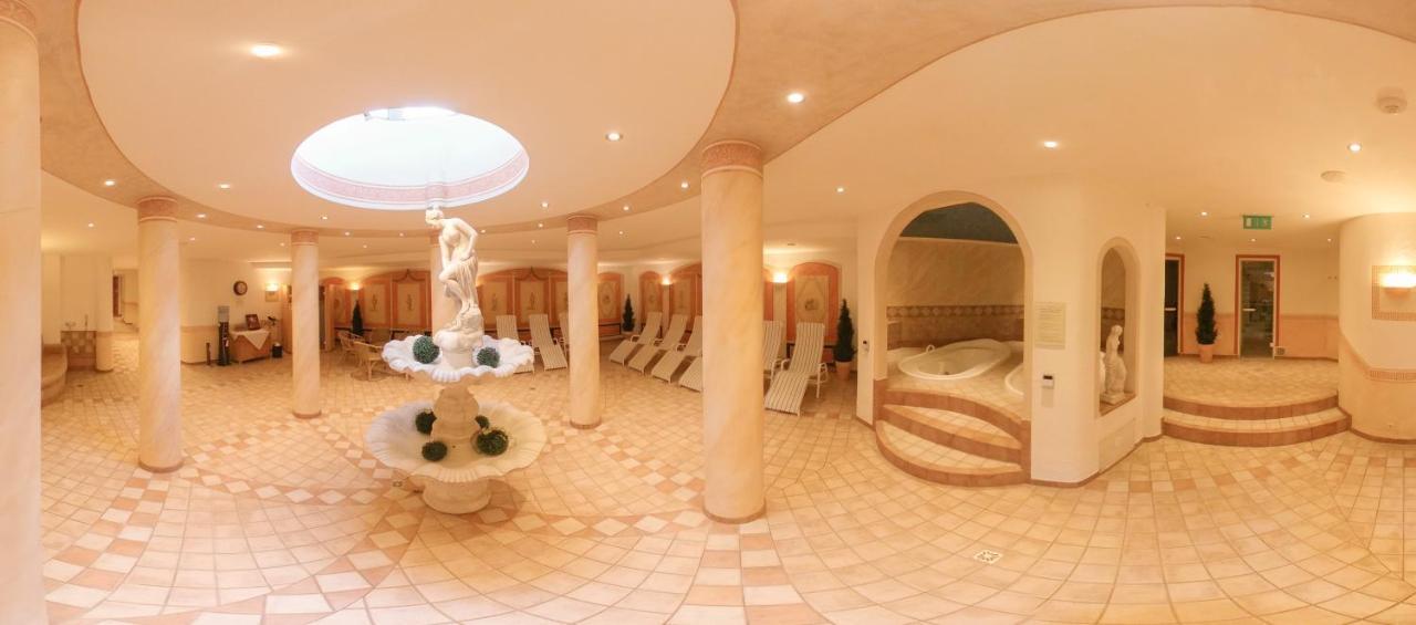 Hotel Central Seefeld in Tirol Extérieur photo