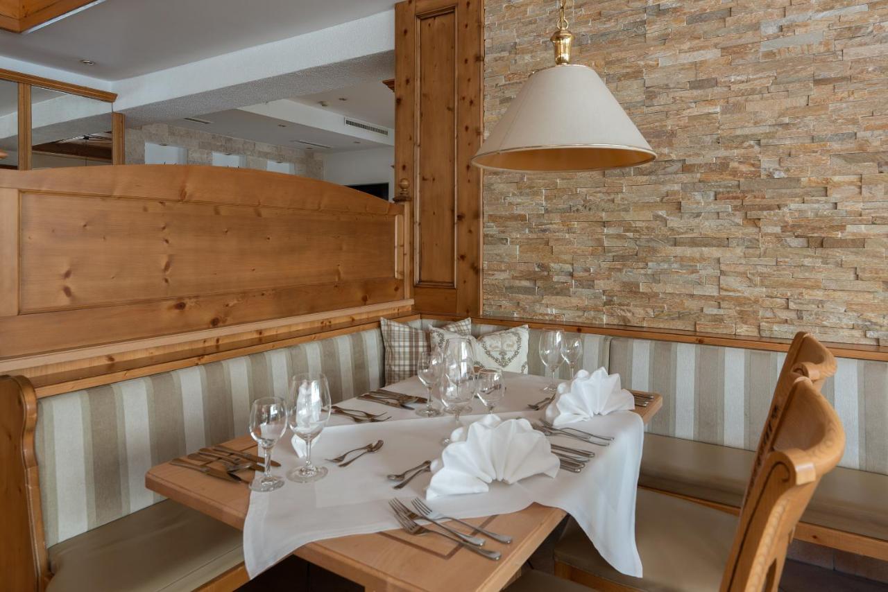 Hotel Central Seefeld in Tirol Extérieur photo